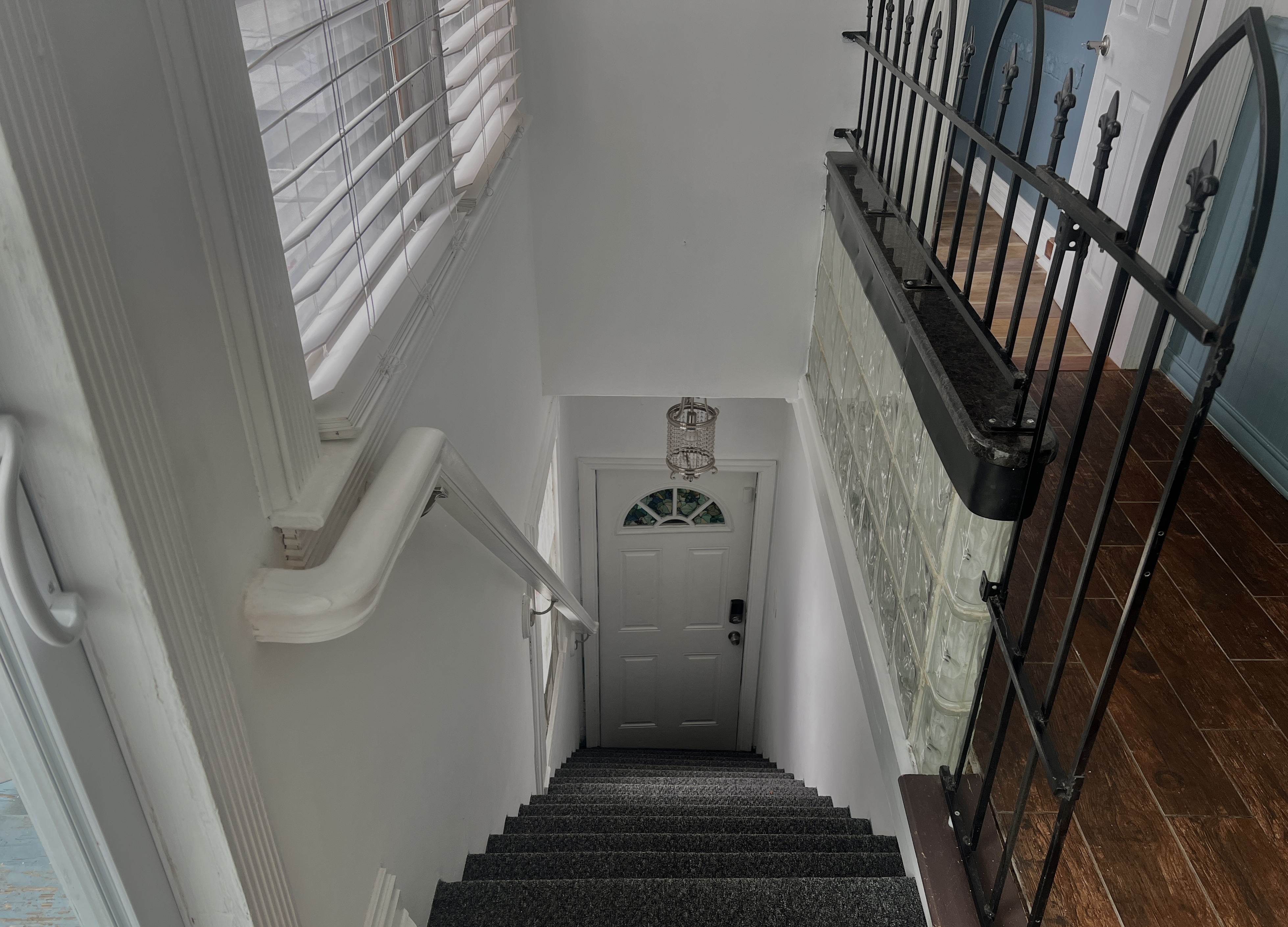 Exit fom apartment