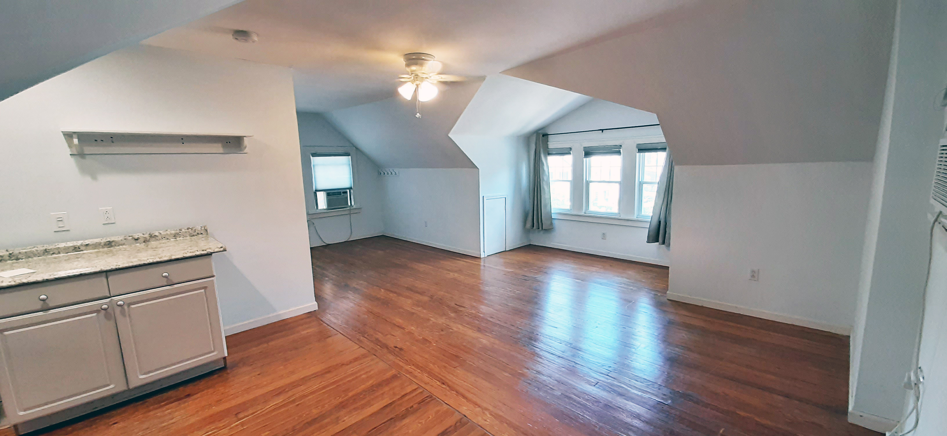 422 valley 3rd - Open Space 3